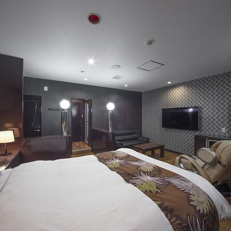 Hotel Noah Resort Sakuranomiya (Adults Only) Осака Экстерьер фото